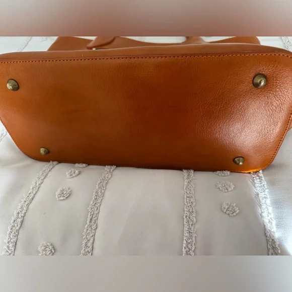 Florentine Tan Leather Tote Bag EUC - Picture 4 of 9